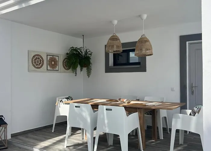 Sara By Casa Naturaleza וילה